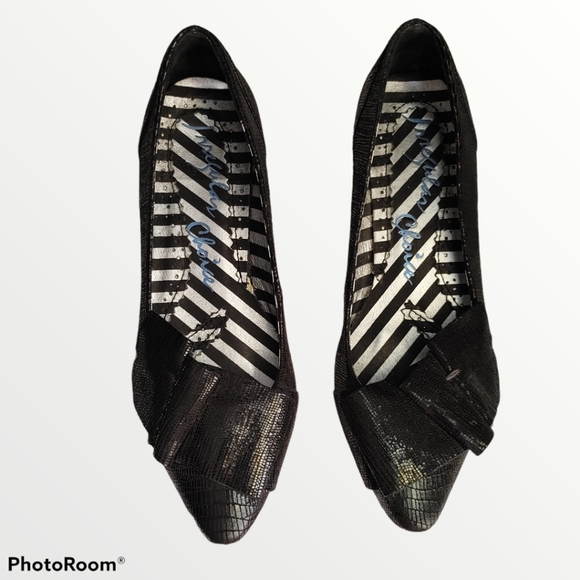 Irregular Choice pointed low heel shoe - Picture 2 of 10